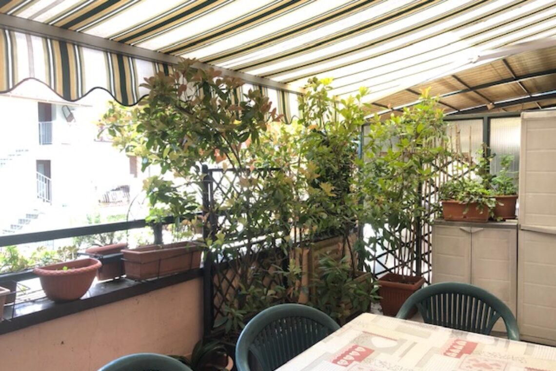 BELLISSIMO QUADRILOCALE CON TERRAZZO!!