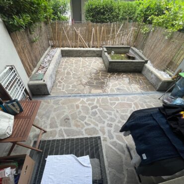 BELLISSIMO QUADRILOCALE CON GIARDINO, LOCALE PLURIUSO E BOX!