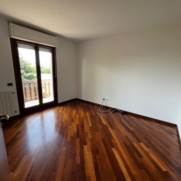 AMPIO TRILOCALE CON BOX DOPPIO E BOX SINGOLO!