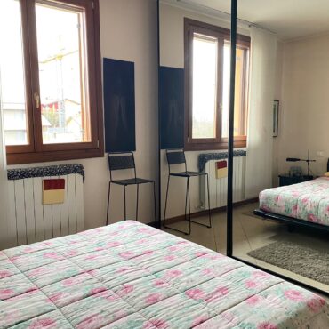 TRILOCALE IN VILLA, GIARDINO E BOX DOPPIO!