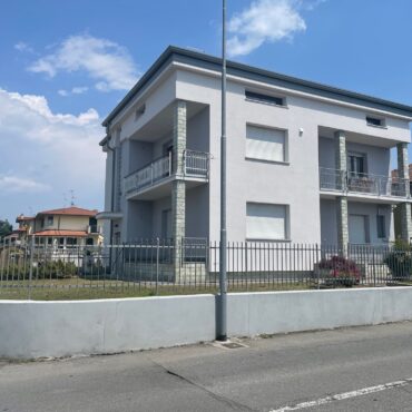 VILLA BIFAMILIARE SITA A DALMINE – SFORZATICA-SANTA MARIA.