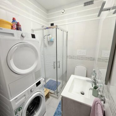 BELLISSIMO TRILOCALE VICINANZE OSPEDALE E PARCO DELLA TRUCCA!