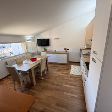 VILLA SINGOLA IDEALE PER B&B-STUDENTI E INVESTIMENTO!