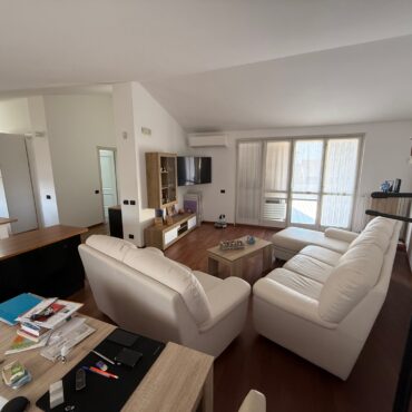 VILLA SINGOLA IDEALE PER B&B-STUDENTI E INVESTIMENTO!