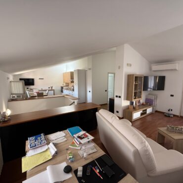 VILLA SINGOLA IDEALE PER B&B-STUDENTI E INVESTIMENTO!