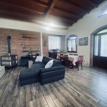 SCUDERIA-AZIENDA AGRICOLA -ABITAZIONE – PENSIONE E ALLEVAMENTO ANIMALI di 14.000 m² – Eleganza e Natura!