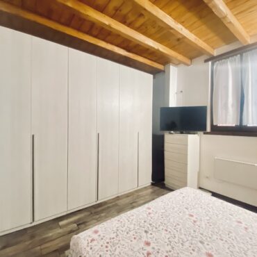 SCUDERIA-AZIENDA AGRICOLA -ABITAZIONE – PENSIONE E ALLEVAMENTO ANIMALI di 14.000 m² – Eleganza e Natura!