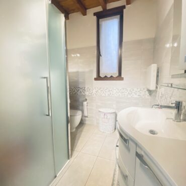 SCUDERIA-AZIENDA AGRICOLA -ABITAZIONE – PENSIONE E ALLEVAMENTO ANIMALI di 14.000 m² – Eleganza e Natura!