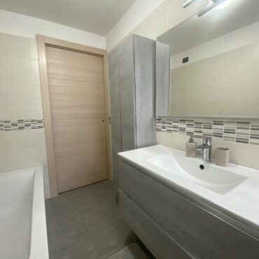 BELLISSIMO TRILOCALE VICINANZE OSPEDALE E PARCO DELLA TRUCCA!