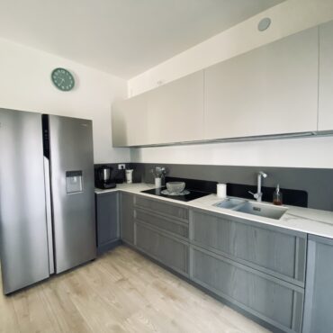 BELLISSIMO TRILOCALE CON GIARDINO E BOX !