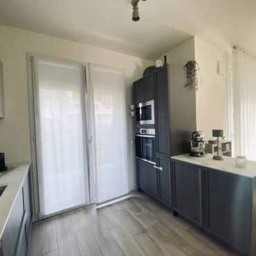 BELLISSIMO TRILOCALE CON GIARDINO E BOX !