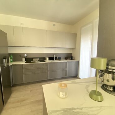 BELLISSIMO TRILOCALE CON GIARDINO E BOX !