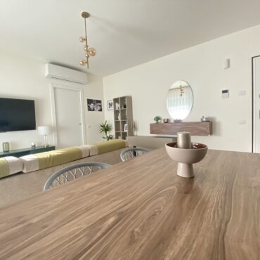 BELLISSIMO TRILOCALE CON GIARDINO E BOX !