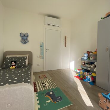 BELLISSIMO TRILOCALE CON GIARDINO E BOX !