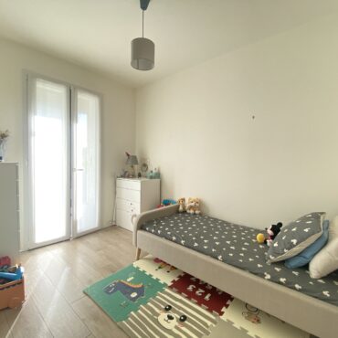 BELLISSIMO TRILOCALE CON GIARDINO E BOX !