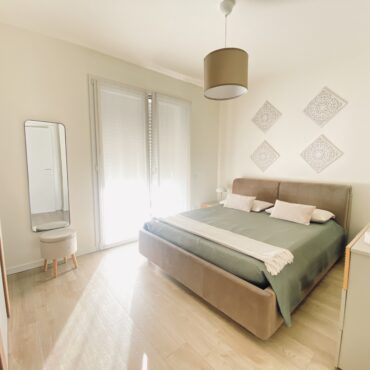 BELLISSIMO TRILOCALE CON GIARDINO E BOX !