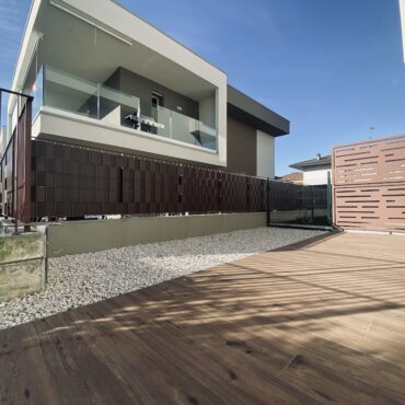 BELLISSIMO TRILOCALE CON GIARDINO E BOX !