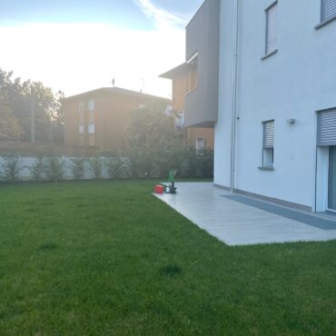 BELLISSIMO QUADRILOCALE CON GIARDINO,BOX DOPPIO E POSTO AUTO