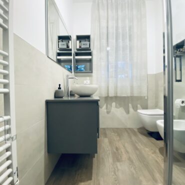 BELLISSIMO QUADRILOCALE CON GIARDINO,BOX DOPPIO E POSTO AUTO