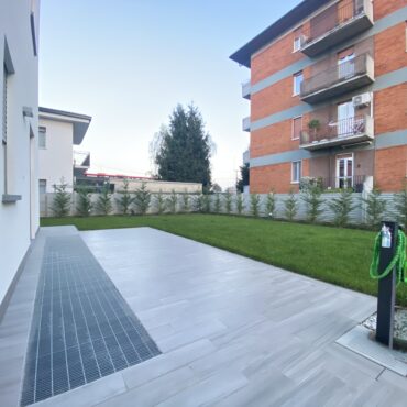 BELLISSIMO QUADRILOCALE CON GIARDINO,BOX DOPPIO E POSTO AUTO