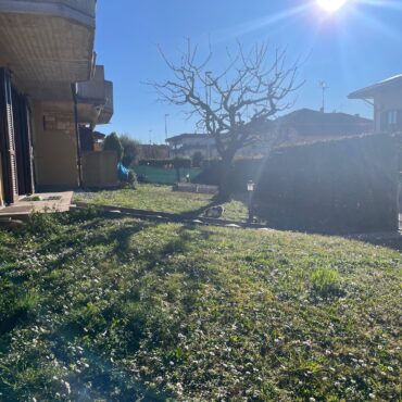 TRILOCALE CON GIARDINO, LOCALE PLURIUSO E BOX DOPPIO!