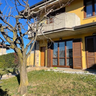 TRILOCALE CON GIARDINO, LOCALE PLURIUSO E BOX DOPPIO!