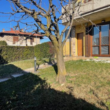 TRILOCALE CON GIARDINO, LOCALE PLURIUSO E BOX DOPPIO!