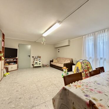 RICERCATA VILLA BIFAMILIARE!