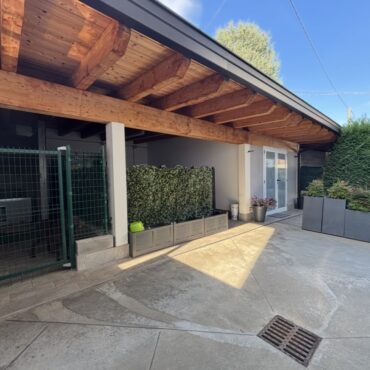 PORZIONE DI VILLA BIFAMILIARE – QUADRILOCALE AL PIANO PRIMO!