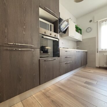 PORZIONE DI VILLA BIFAMILIARE – QUADRILOCALE AL PIANO PRIMO!
