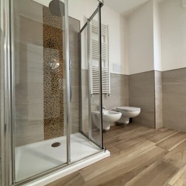 PORZIONE DI VILLA BIFAMILIARE – QUADRILOCALE AL PIANO PRIMO!