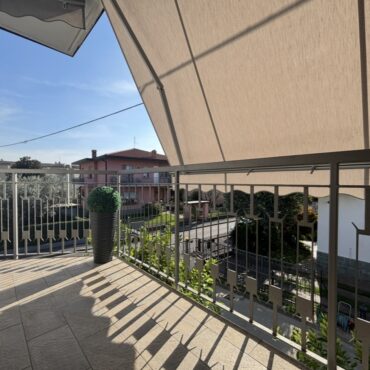PORZIONE DI VILLA BIFAMILIARE – QUADRILOCALE AL PIANO PRIMO!